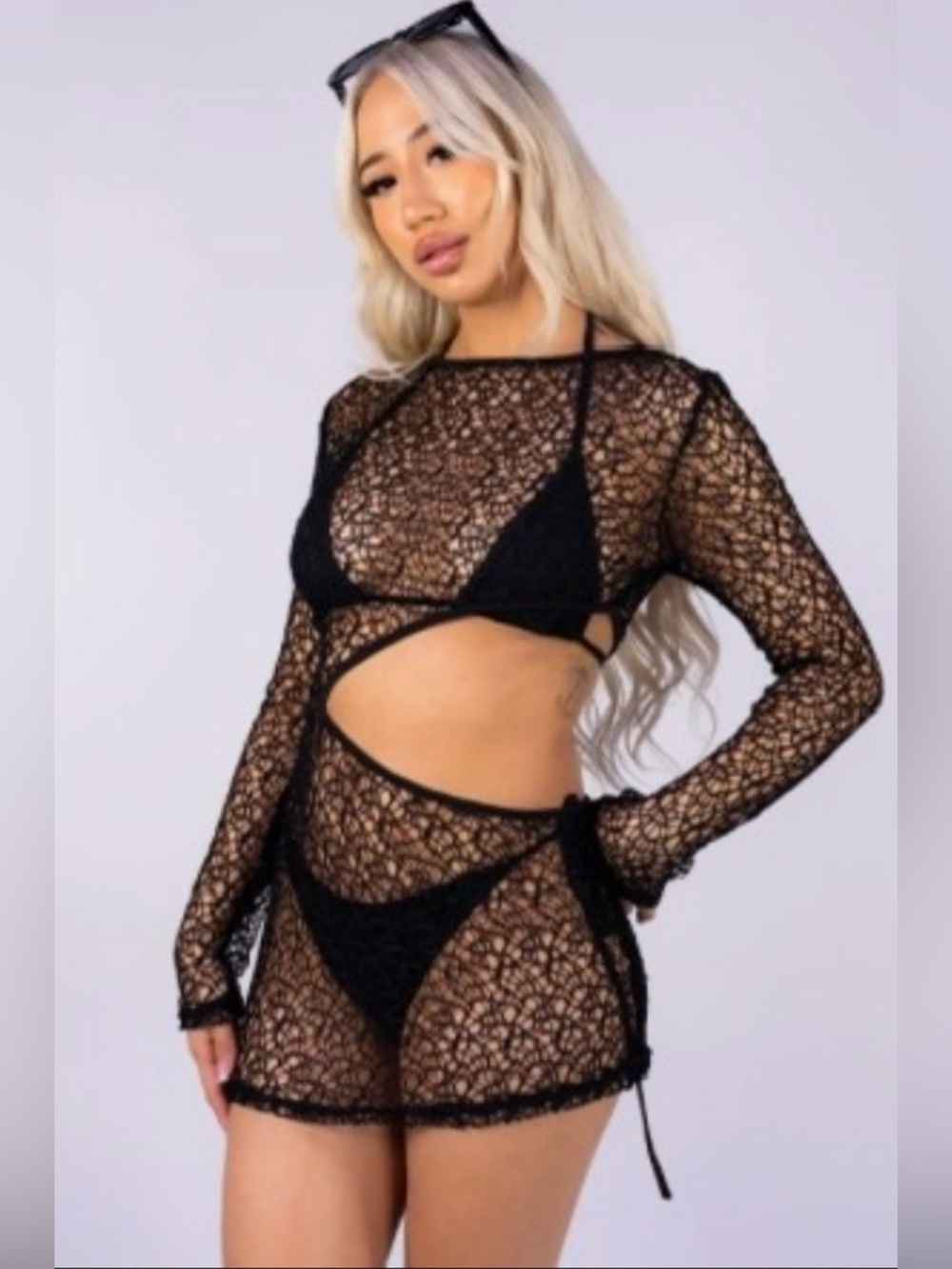 Rave Wonderland Offbeat Women's Black Bikini Set & Crochet Dress